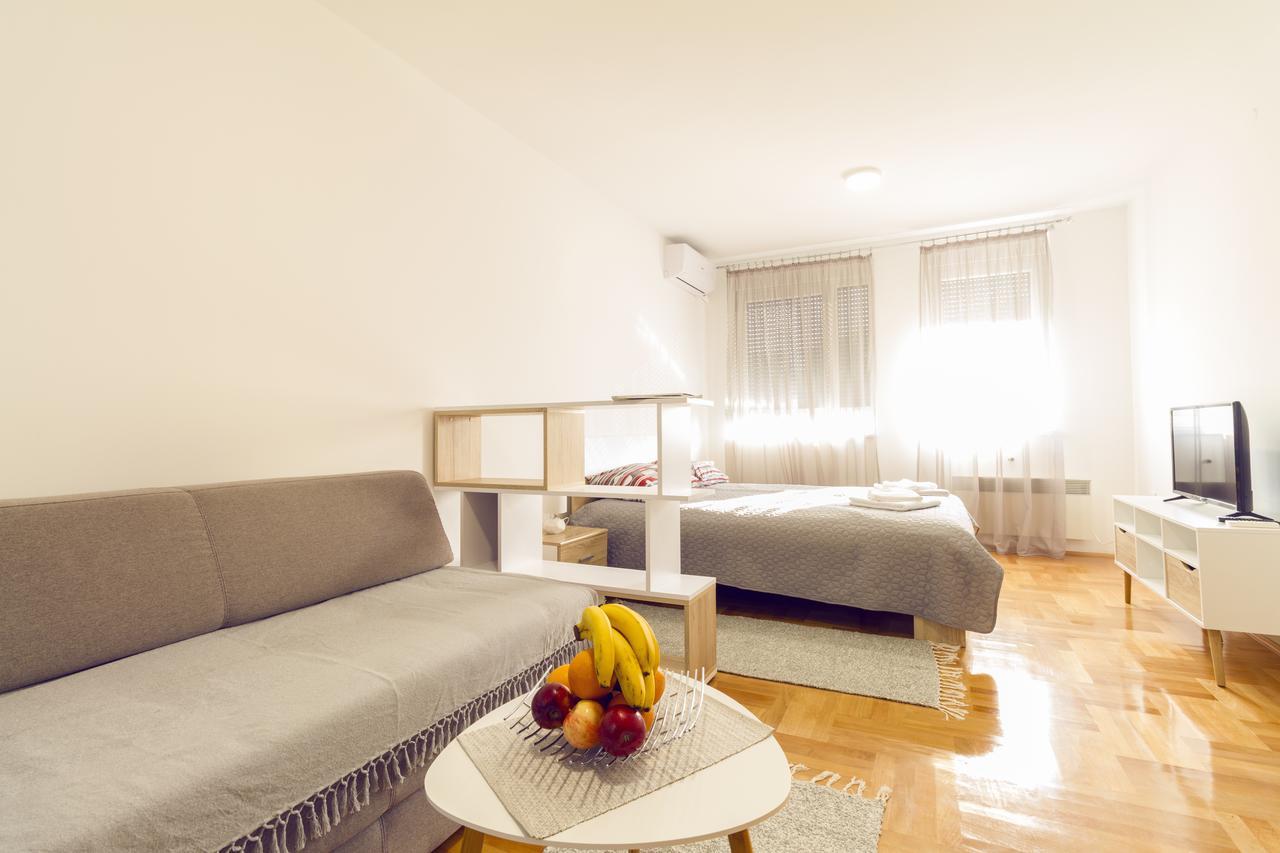 Tea Studio Apartments Ni Eksteriør billede