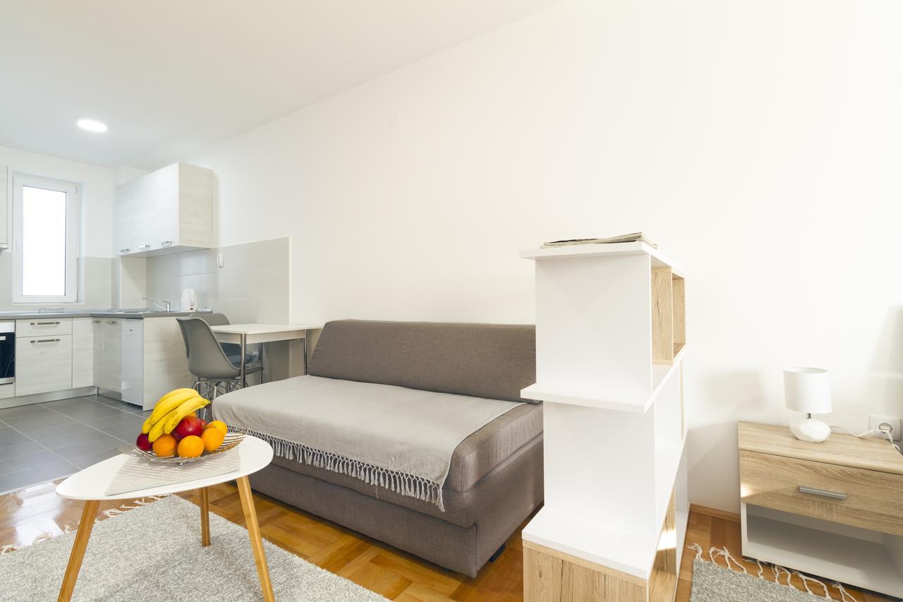 Tea Studio Apartments Ni Eksteriør billede