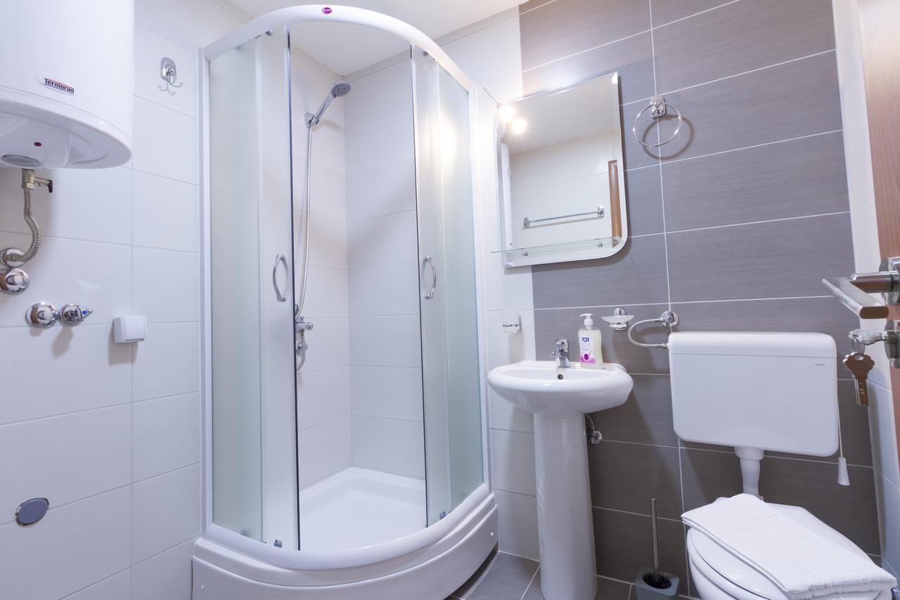 Tea Studio Apartments Ni Eksteriør billede